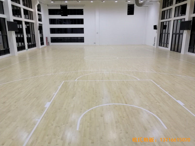 浙江舟山市舟山電廠籃球館體育木地板鋪設案例4