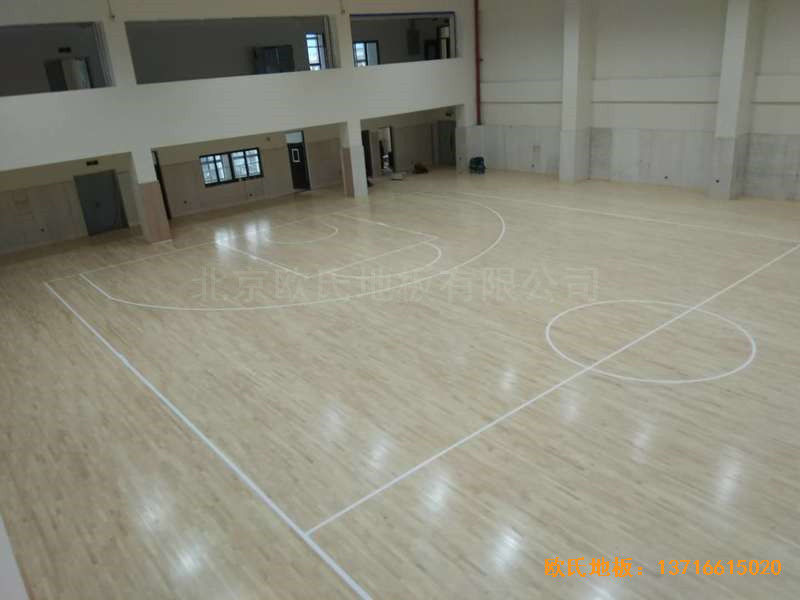 上海濱江文教區三樓籃球館運動地板施工案例0