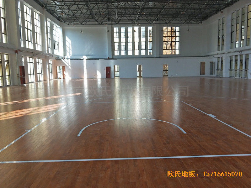 安徽上派學(xué)區(qū)中心學(xué)?；@球館運(yùn)動(dòng)木地板施工案例0