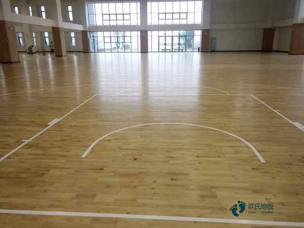 運(yùn)動(dòng)木地板安裝價(jià)格3