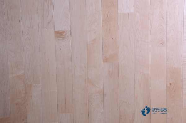 學(xué)校籃球場(chǎng)地板如何拆2