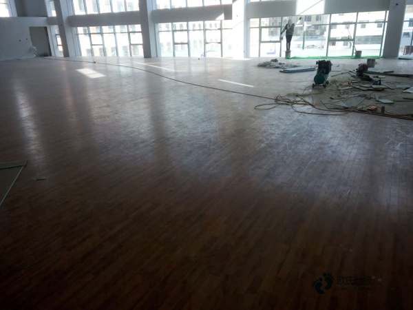 專業運動木地板翻新廠家電話2