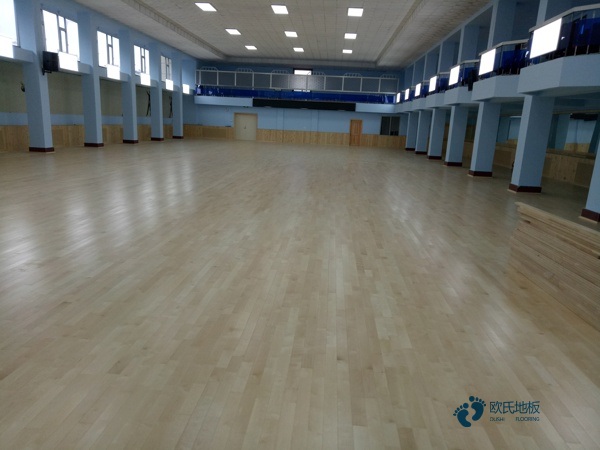 25厚體育運(yùn)動木地板牌子3