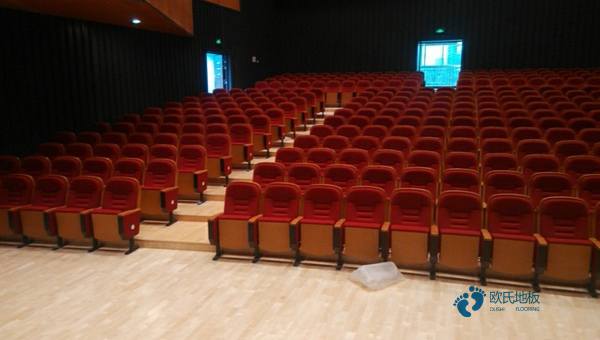 籃球館木地板的價(jià)格表2